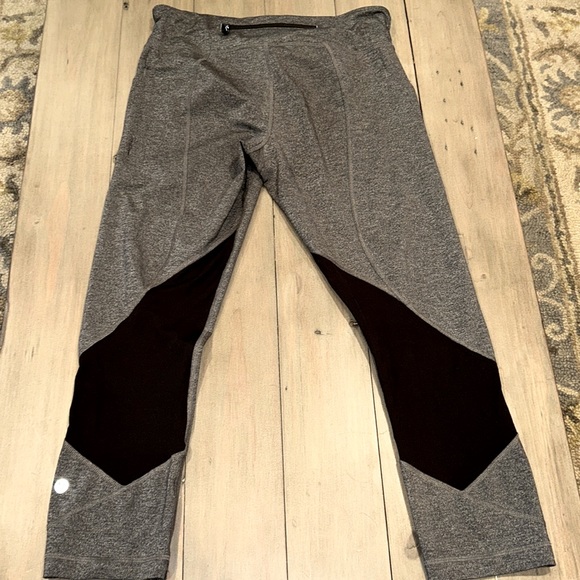 Lululemon Inspire Crop II Legging Size 8 - Picture 2 of 7